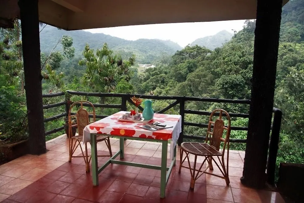 Hotel Wild Elephant Eco Friendly Resort Munnar